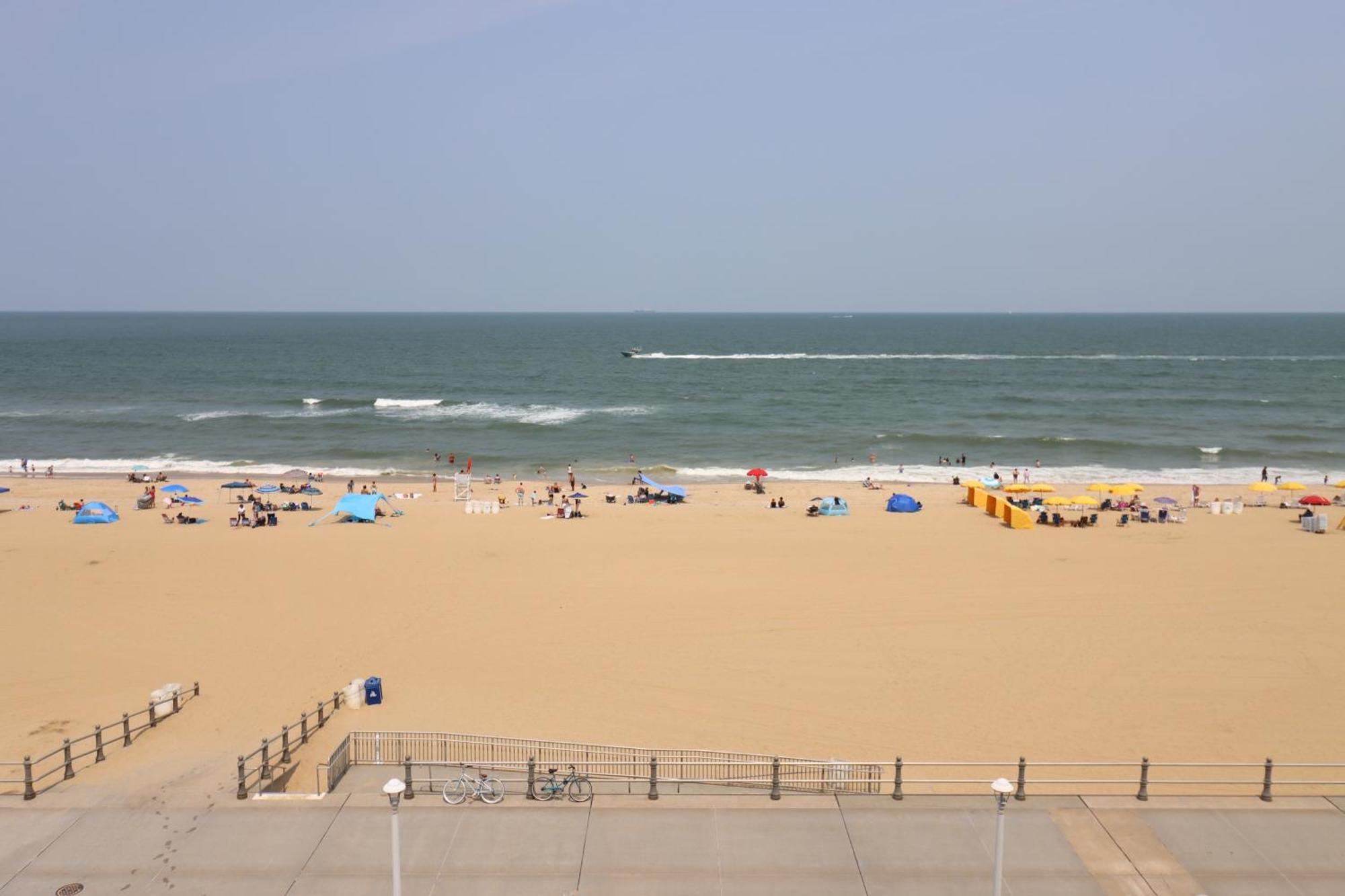וירג'יניה ביץ' Beach Luxury Oceanfront מראה חיצוני תמונה